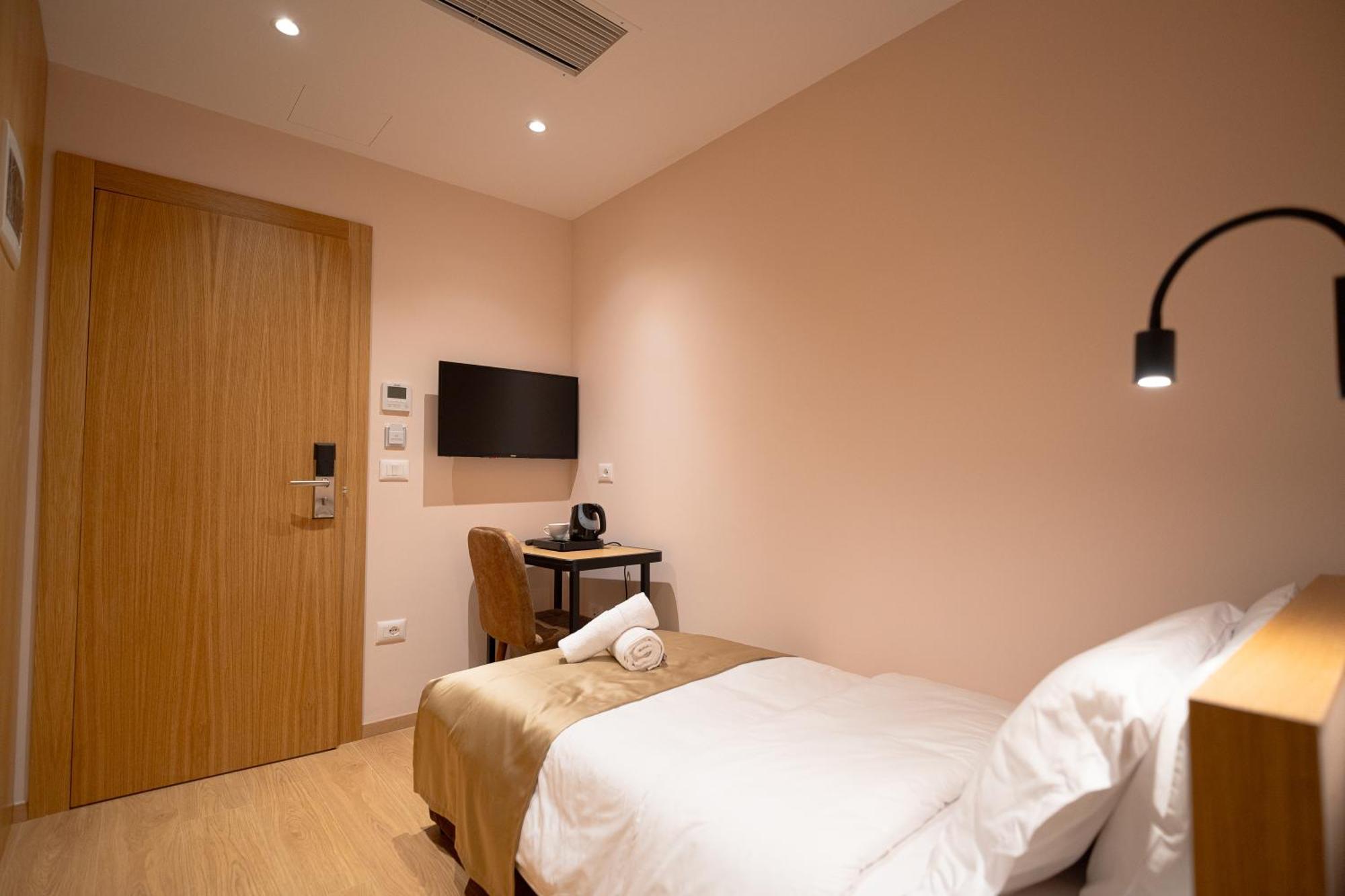 Hotel Boutique Jera Tirana Zewnętrze zdjęcie